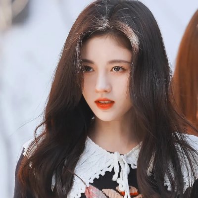 丹顶鹤女孩